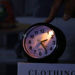 Petit réveil à pile analogique - Vignette | LeBonRéveil