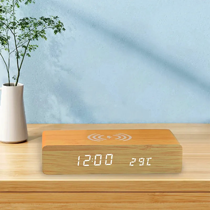 Réveil chargeur induction en bois LeBonRéveil