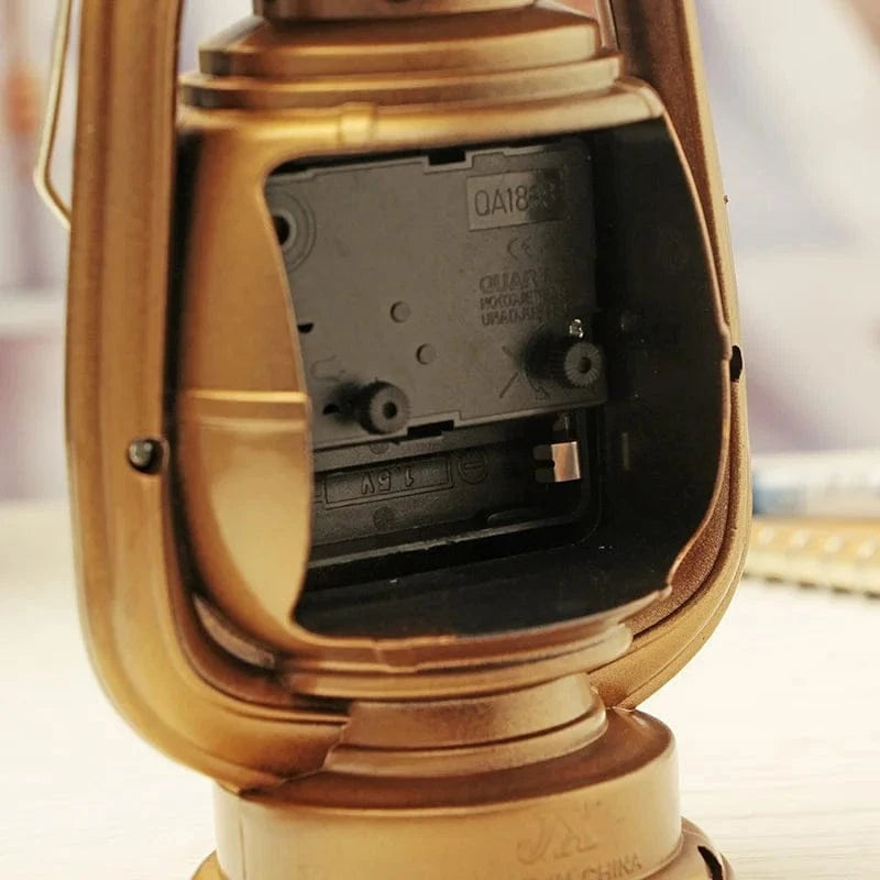 Réveil vintage en métal lampe à huile Le Bon Réveil